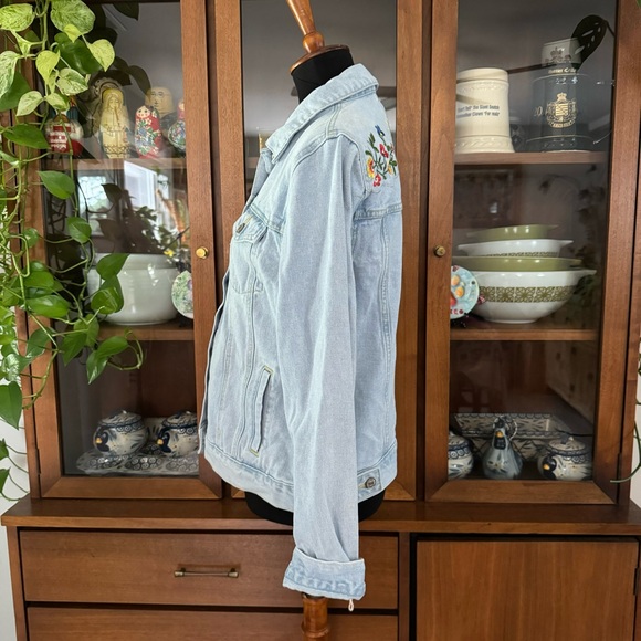 Forever 21 Denim Cactus & Floral Embroidered Jacket - Picture 3 of 7